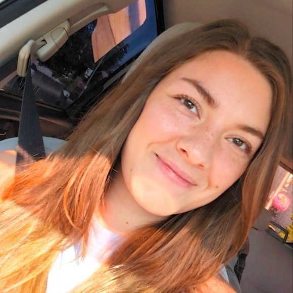 Meet your Posher, Ruthanna - Picture 1 of 1